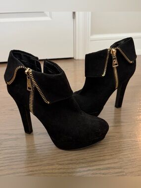 G by Guess Heeled Black Booties